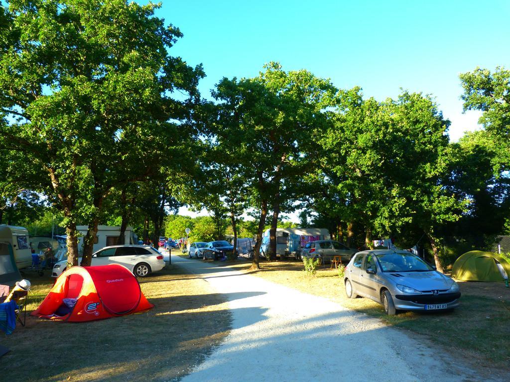 Camping La Maurie Foulerot Buitenkant foto