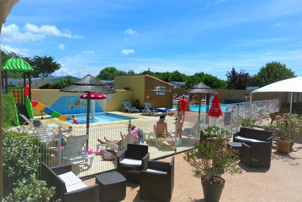 Camping La Maurie Foulerot Buitenkant foto